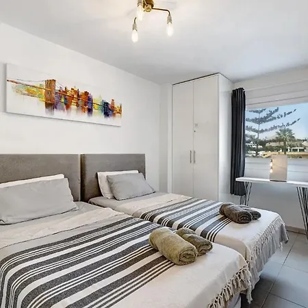 De Lujo En Torre Del Sol, Playa De Americas Apartment